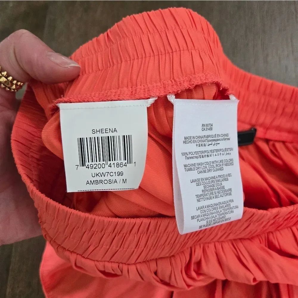 BCBGMaxazria Sheena Play Shorts - Orange/Coral - M - Picture 5 of 6